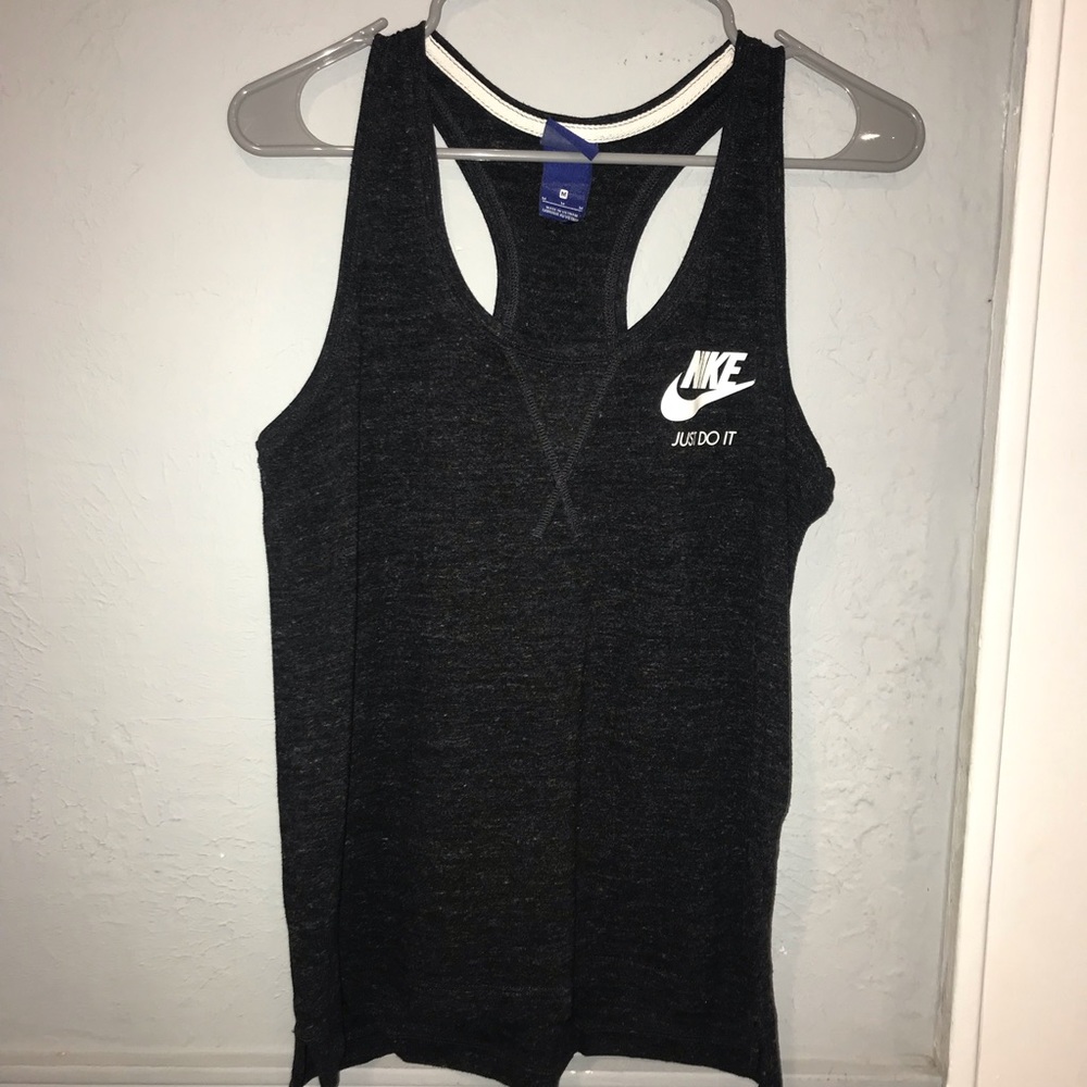 Nike tank